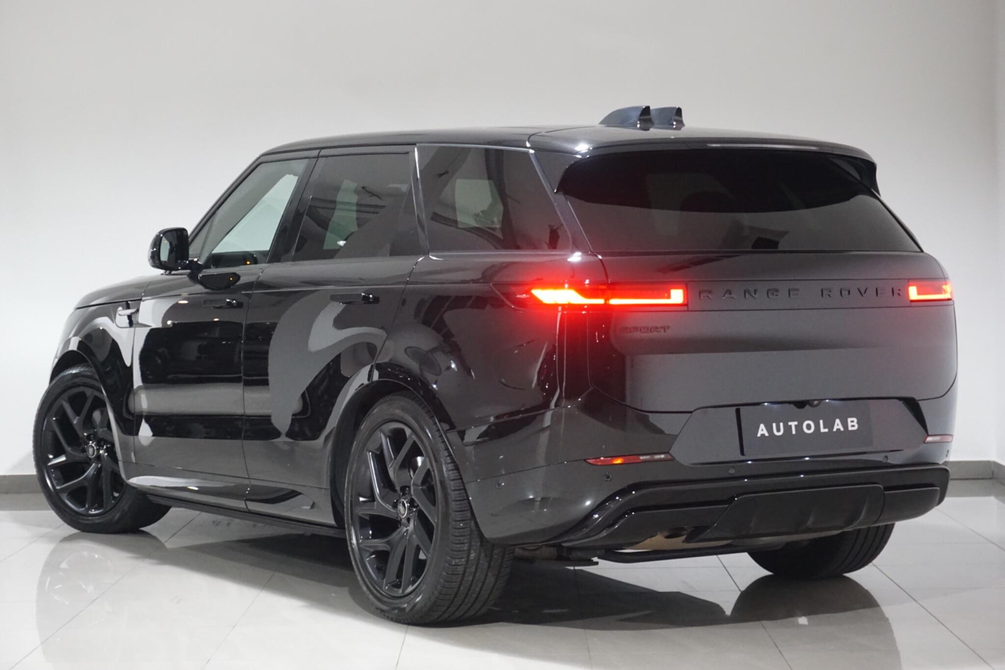 Land Rover Range Rover Sport 3.0 D300 MHEV Dynamic SE Auto 4WD Euro 6 (s/s) 5dr
